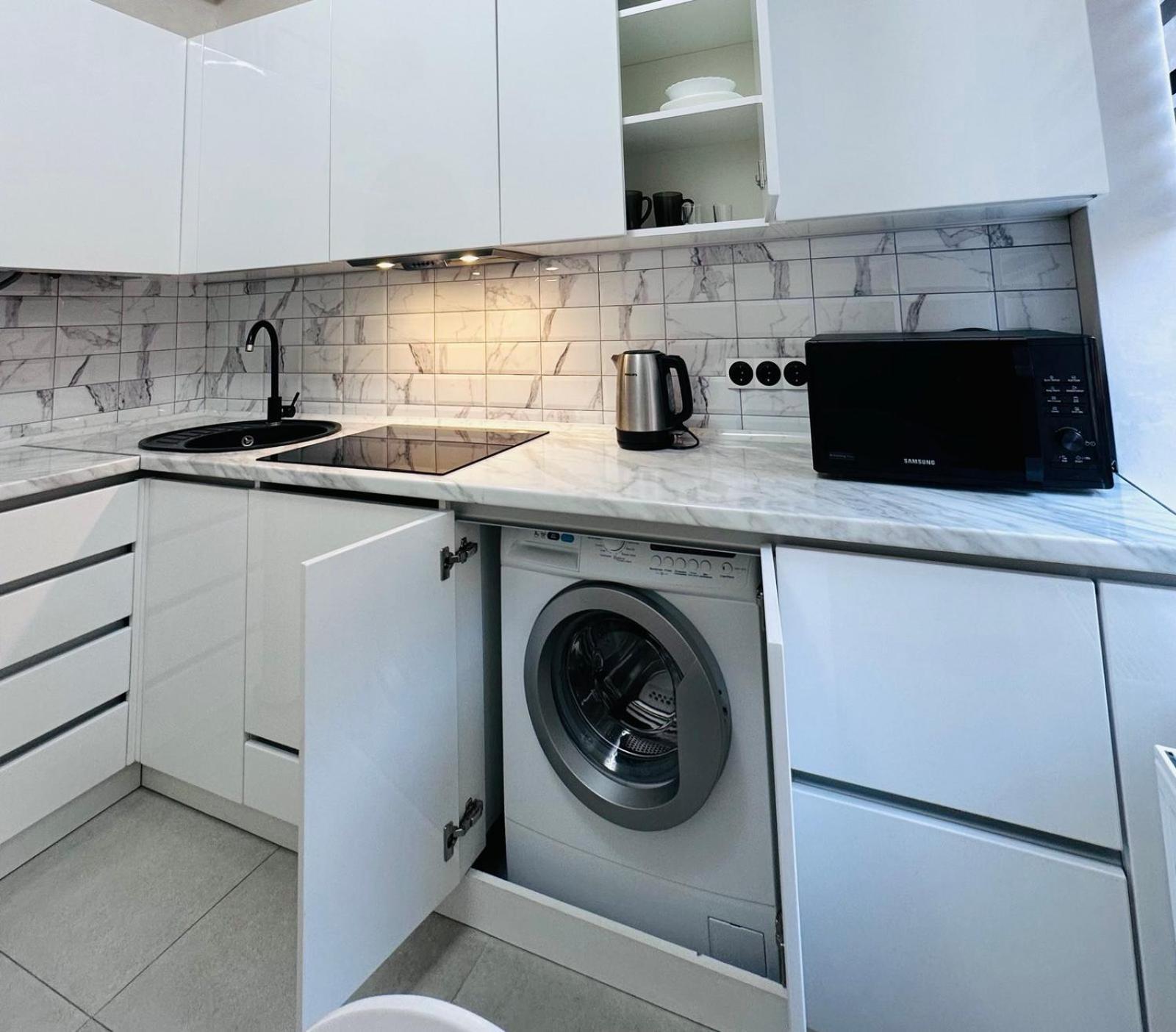 Apartment Forum, Центр Львов Экстерьер фото