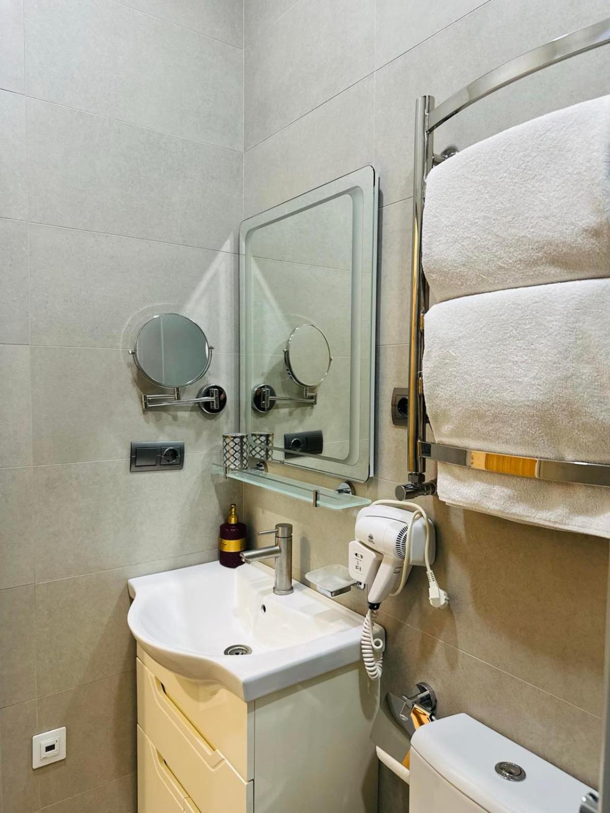 Apartment Forum, Центр Львов Экстерьер фото